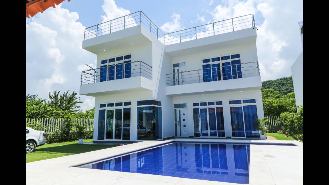 375 M² Casa ∙ 4 Habitaciones ∙ 12 Huéspedes - Caribe