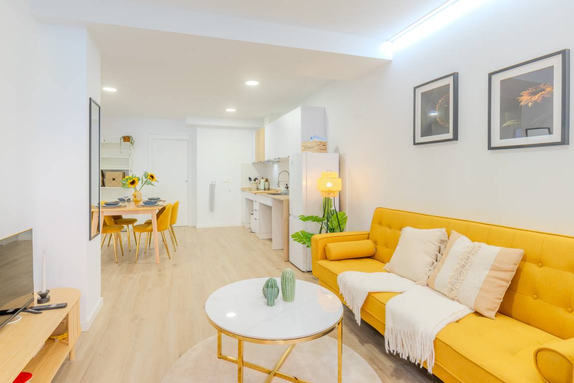 85 M² Apartamento ∙ 3 Quartos ∙ 6 Hóspedes - Valência