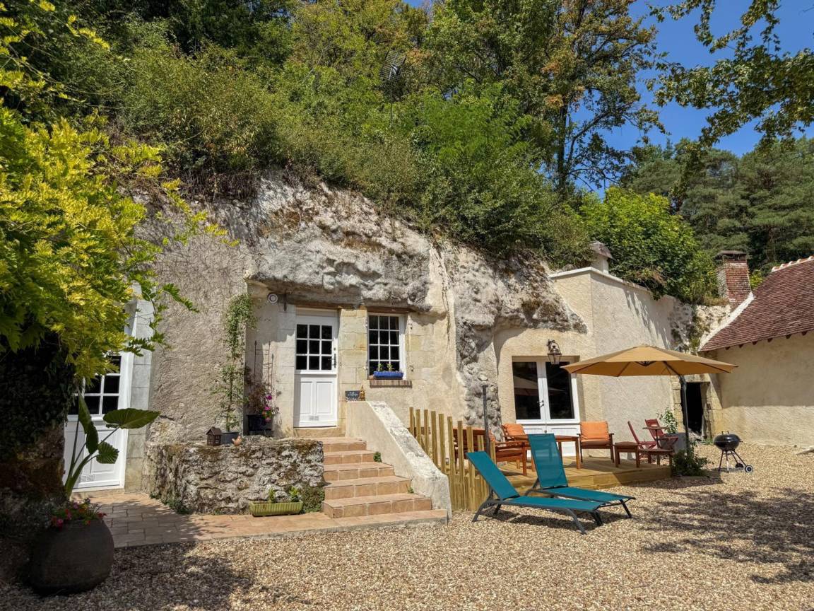 65 M² Landhaus ∙ 2 Schlafzimmer ∙ 4 Gäste - Amboise