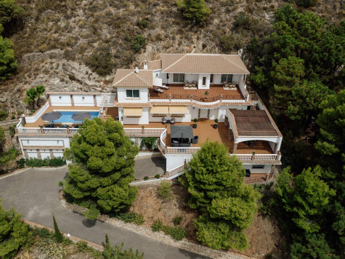 256 M² Casa Rural ∙ 3 Habitaciones ∙ 6 Huéspedes - Andalucía