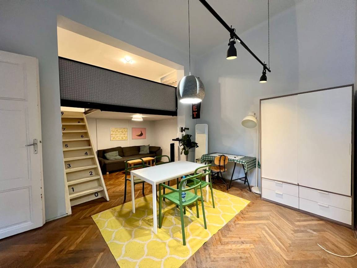 43 M² Apartment ∙ 2 Guests - Budapest