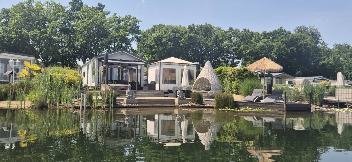 70 M² Chalet ∙ 2 Schlafzimmer ∙ 4 Gäste - Geldern