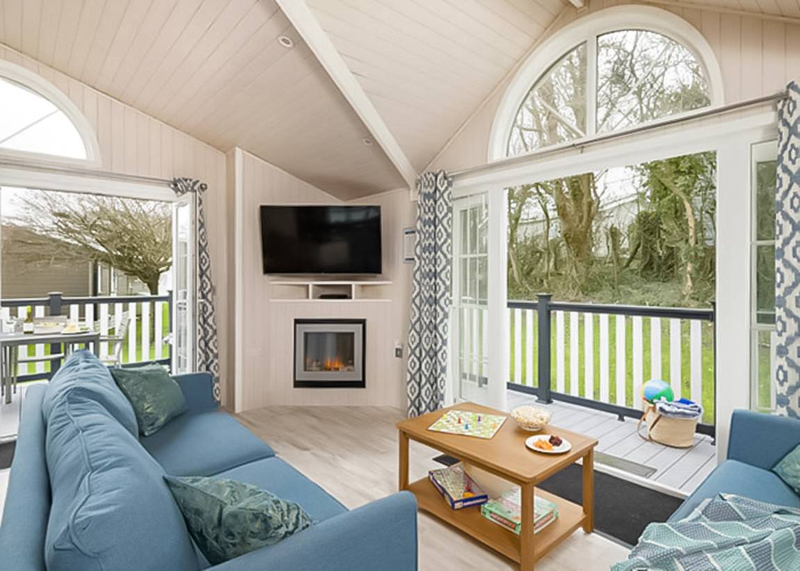 Chalet ∙ 4 Bedrooms ∙ 8 Guests - Highcliffe