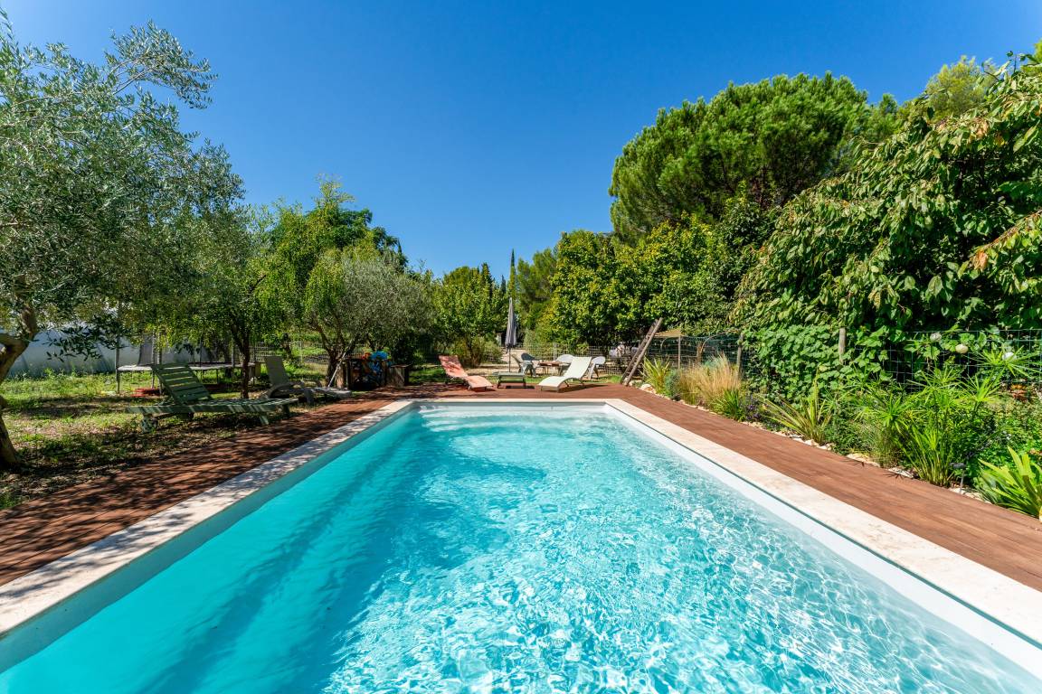 30 M² Studio Flat ∙ 2 Guests - Eygalières