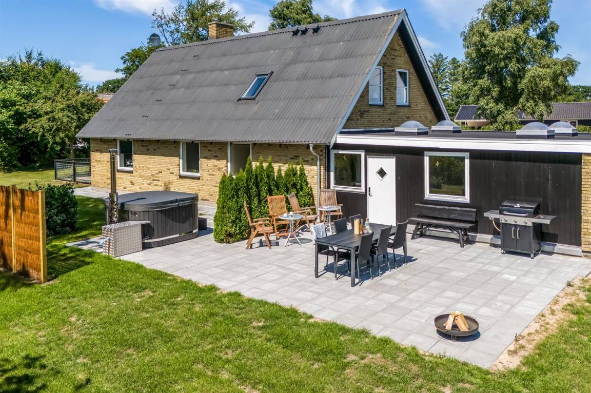183 m&sup2; Ferienhaus 6 Schlafzimmer 12 G&auml;ste