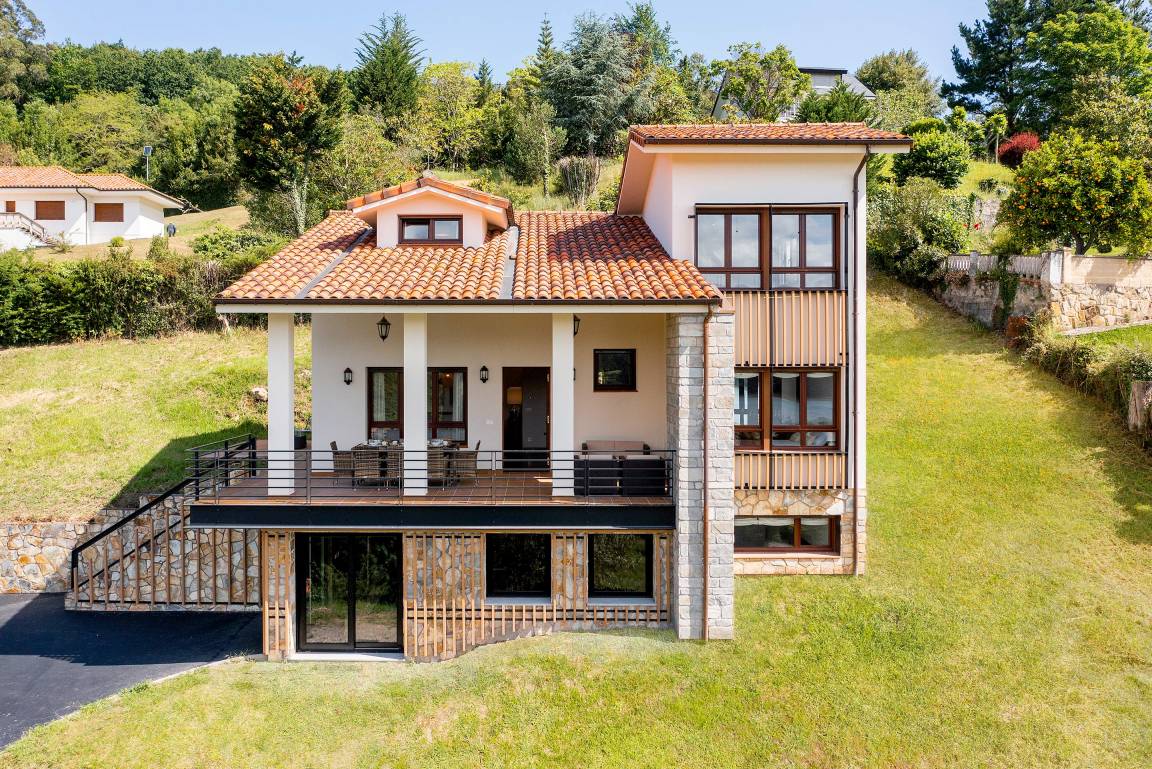 280 M² Maison De Vacances ∙ 5 Chambres ∙ 10 Personnes - Villaviciosa