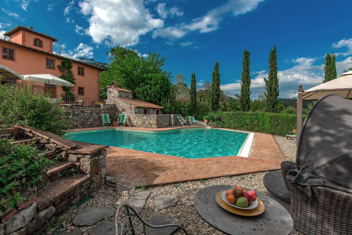 200 M² Villa ∙ 4 Bedrooms ∙ 8 Guests - Florence