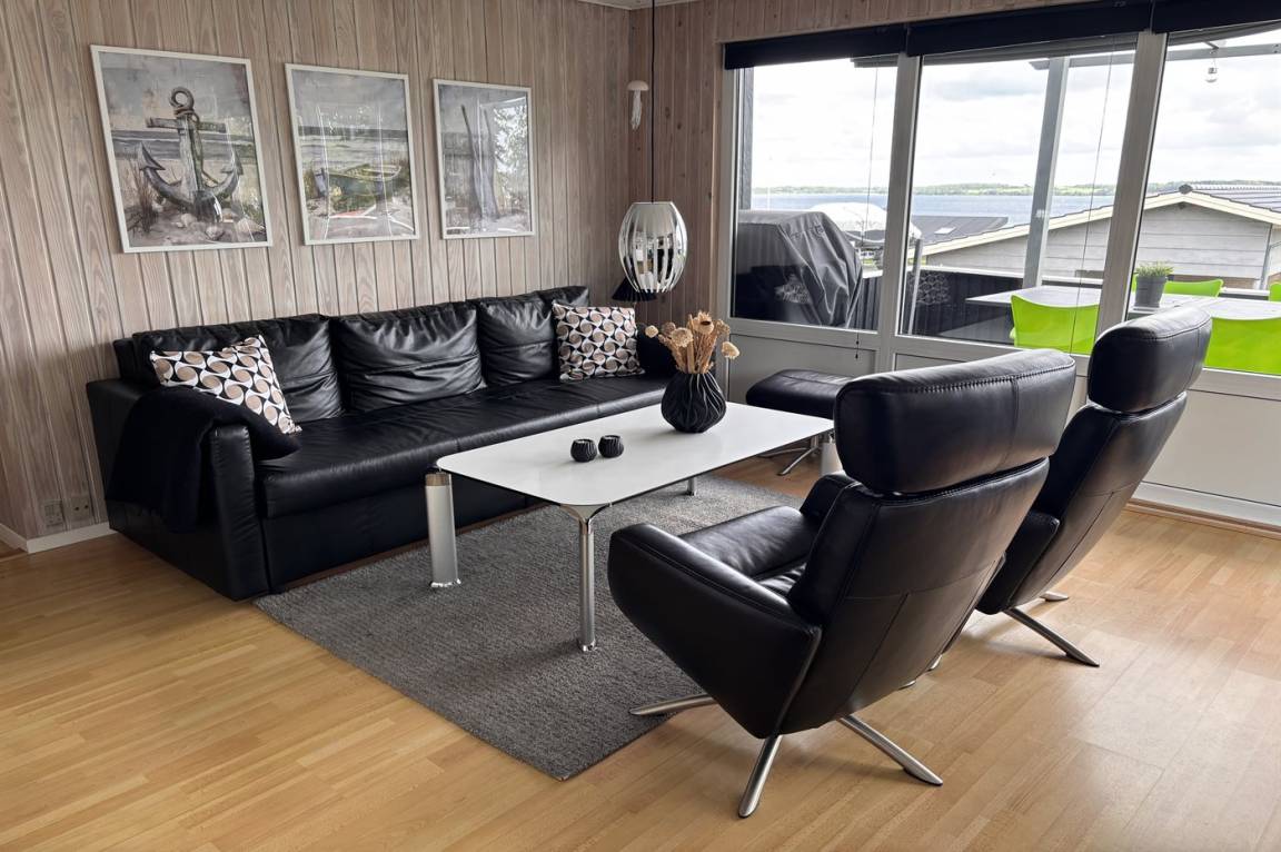 68 m² Ferienhaus ∙ 2 Schlafzimmer ∙ 4 Gäste – Bild 4