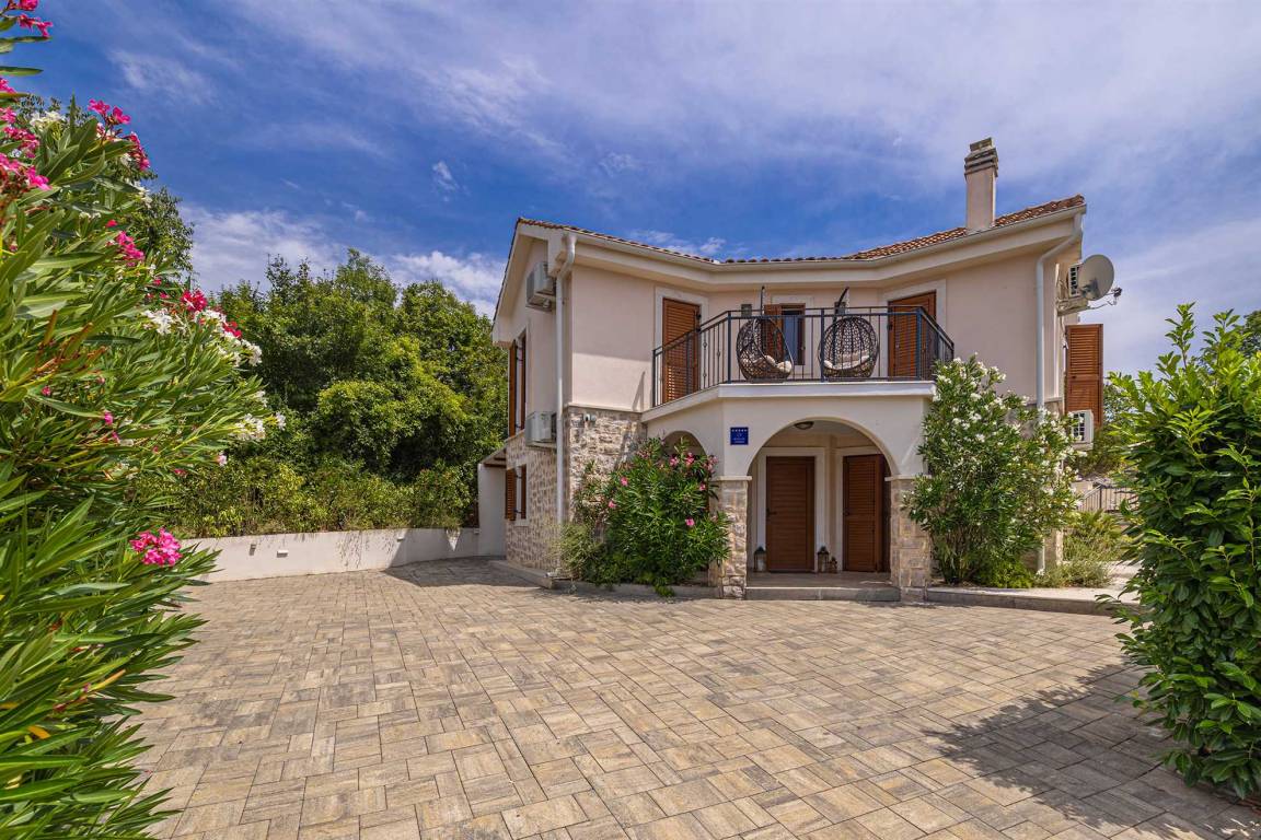 128 M² Villa Vacanza ∙ 2 Camere Da Letto ∙ 6 Ospiti - Malinska