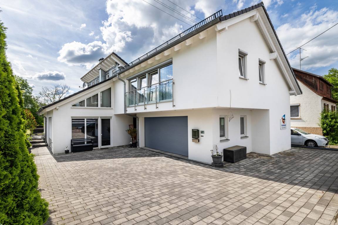 65 M² Ferienwohnung ∙ 1 Schlafzimmer ∙ 4 Gäste - Balingen