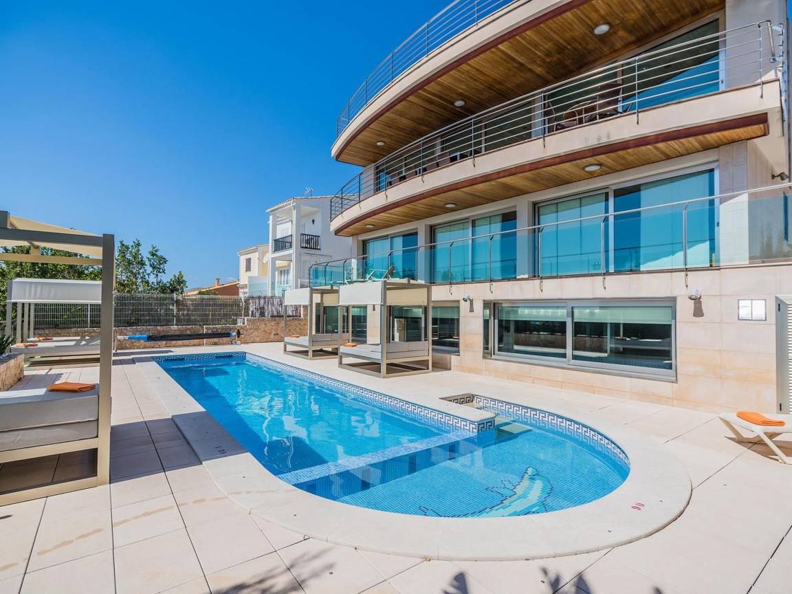450 M² Casa ∙ 5 Habitaciones ∙ 10 Huéspedes - Alcudia