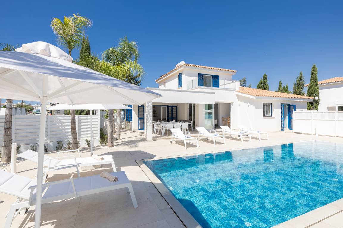 171 M² Villa ∙ 3 Schlafzimmer ∙ 6 Gäste - Agia Napa