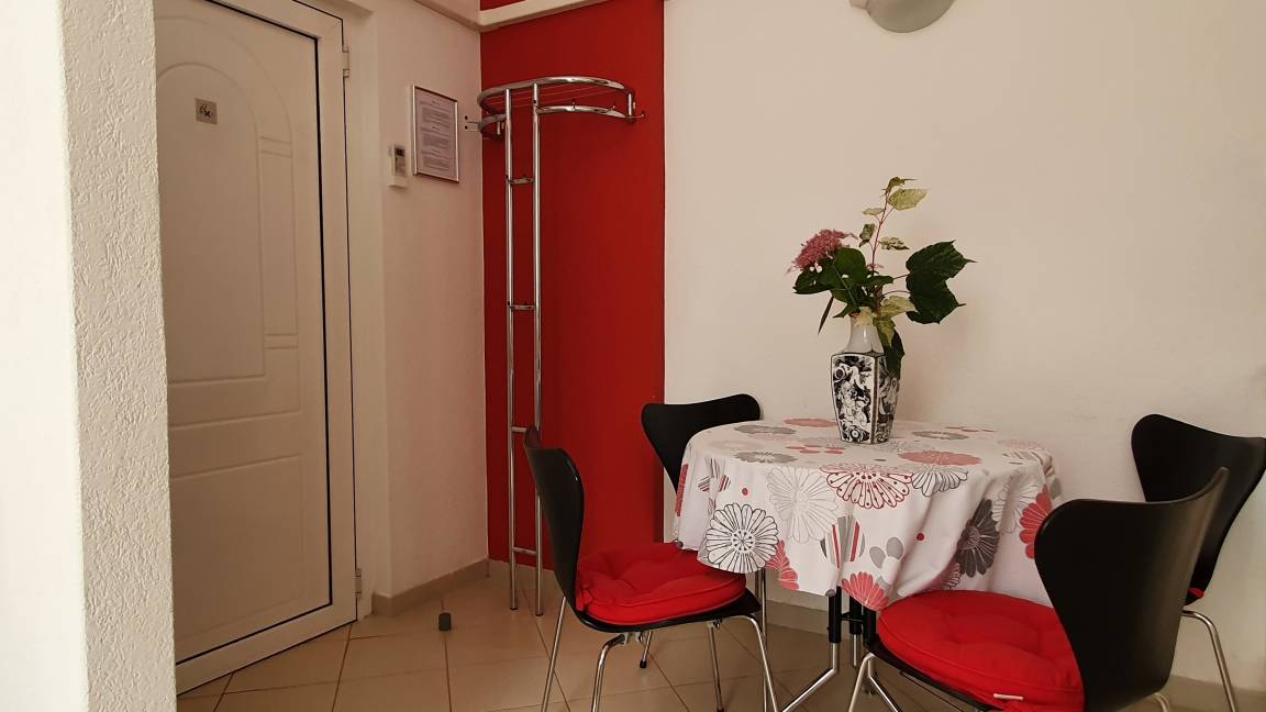 48 m² Ferienwohnung ∙ 1 Schlafzimmer ∙ 3 Gäste – Bild 8