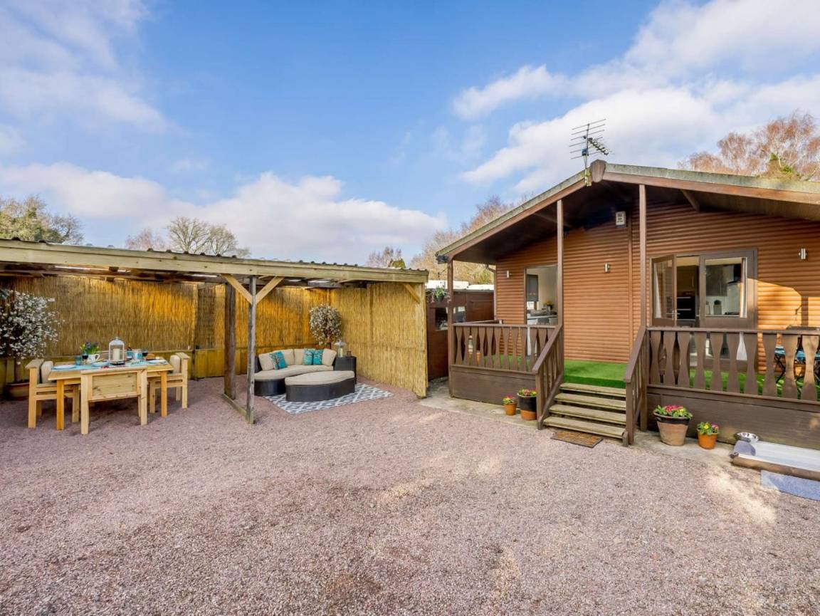 Lodge ∙ 1 Bedroom ∙ 2 Guests - Cheshire