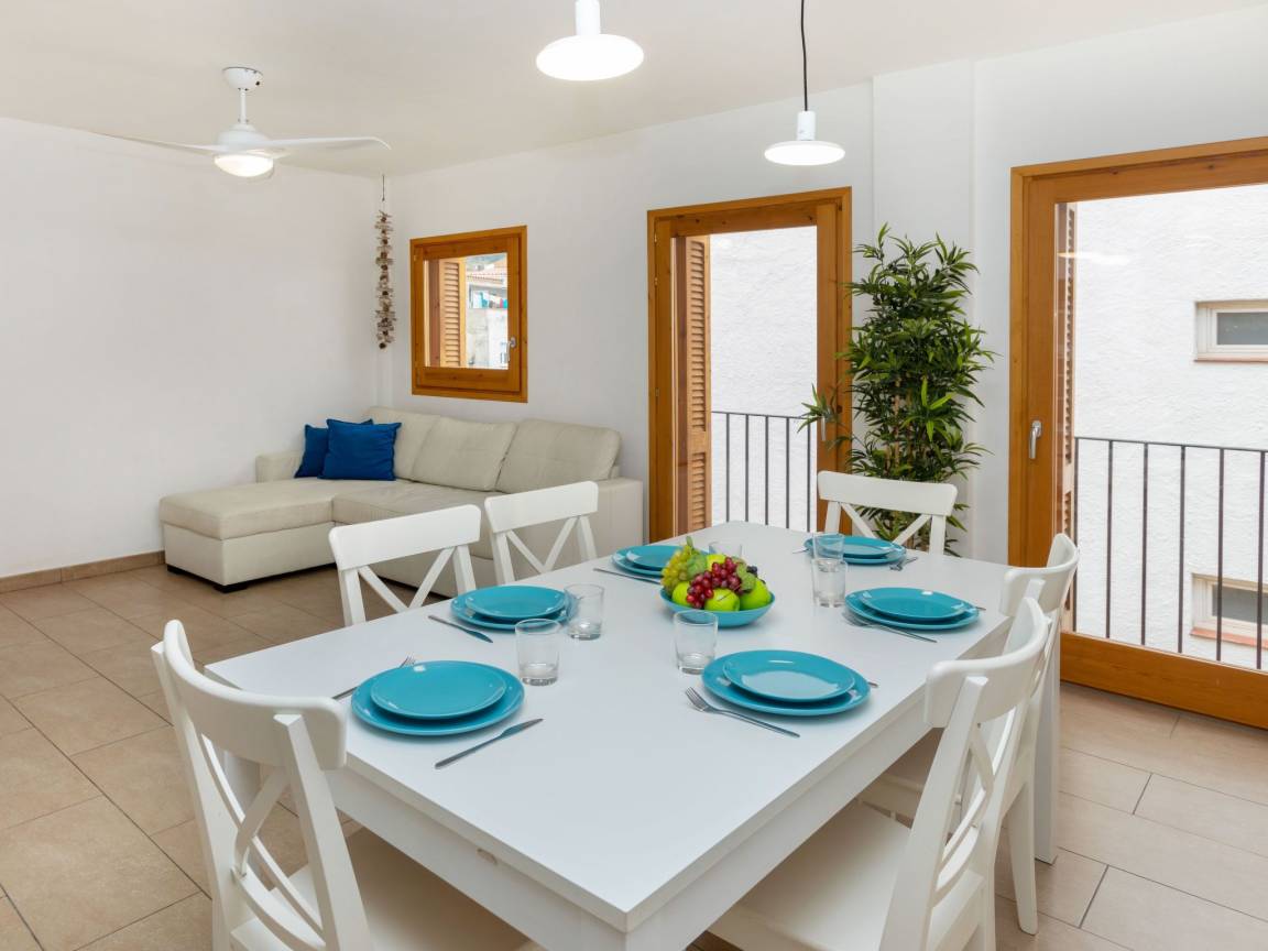 94 M² Apartament ∙ 3 Sypialnie ∙ 6 Gości - Tossa de Mar