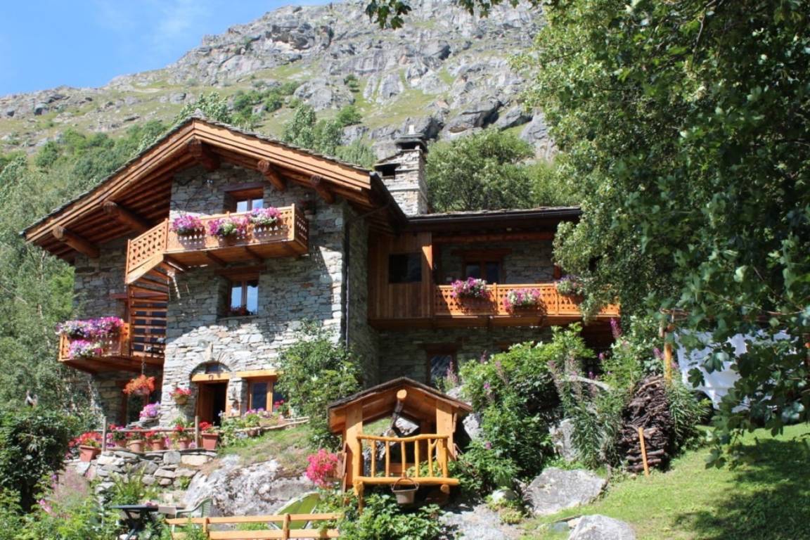 58 M² Cottage ∙ 2 Bedrooms ∙ 5 Guests - Alps