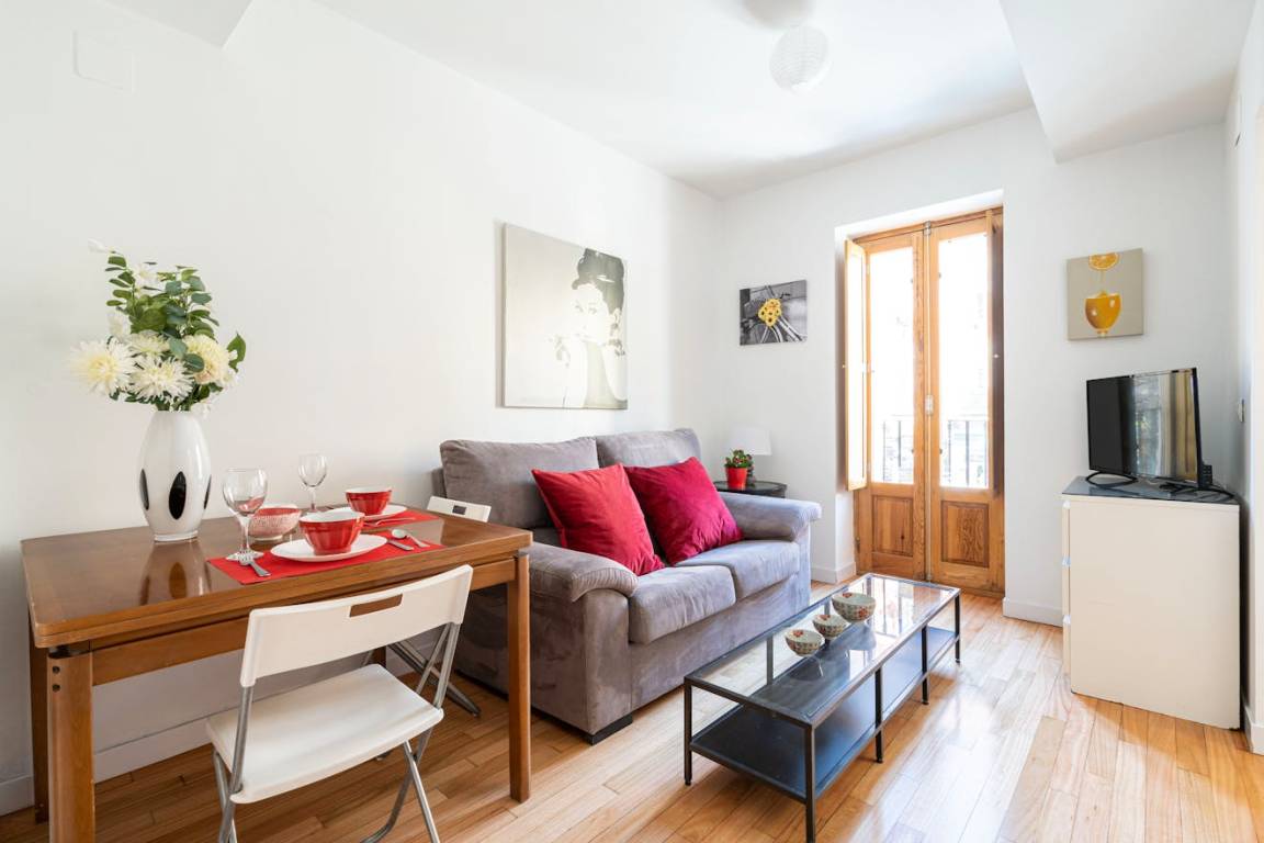 37 M² Apartamento ∙ 2 Huéspedes - Móstoles