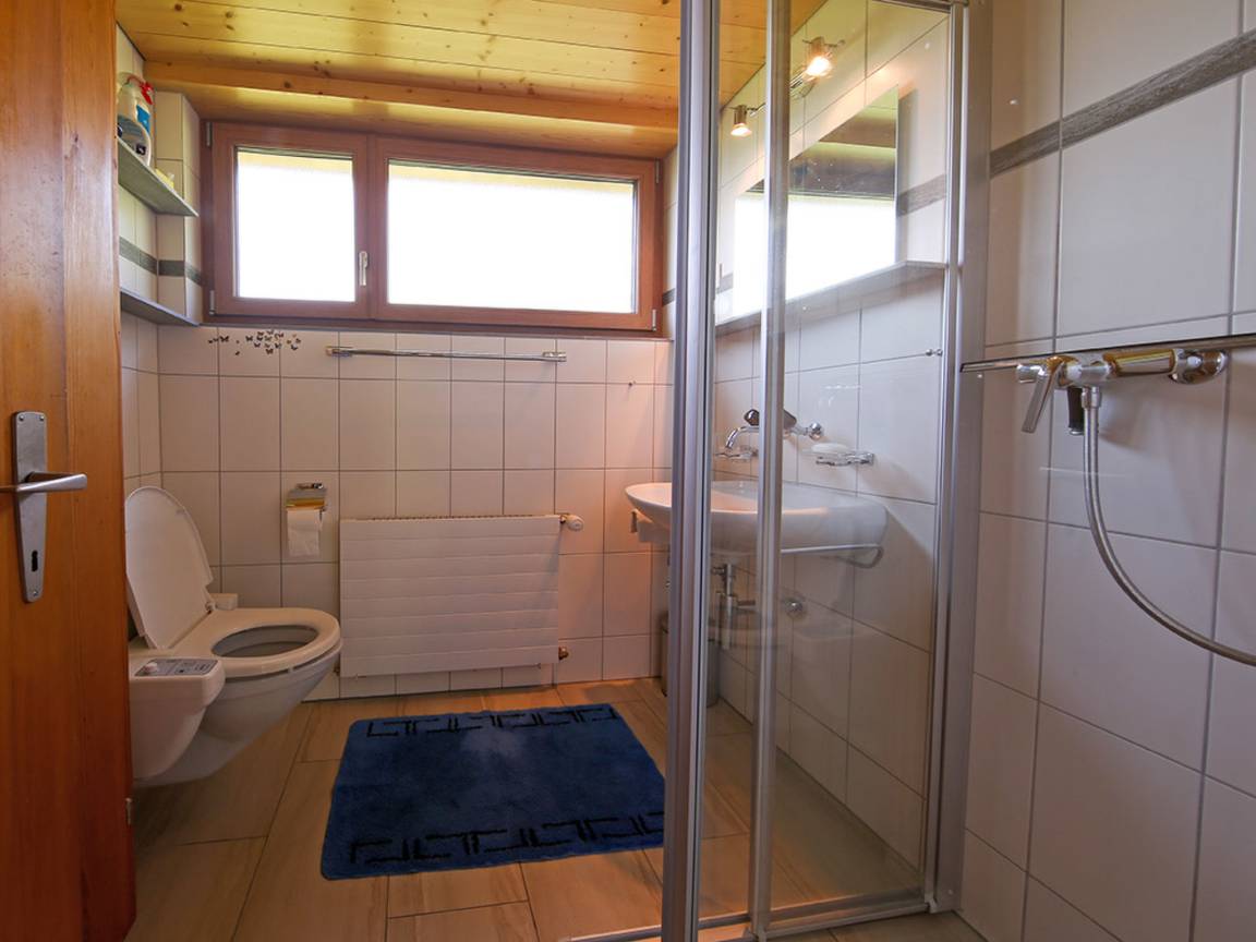 120 M² Ferienhaus ∙ 1 Schlafzimmer ∙ 7 Gäste - Sankt Antönien