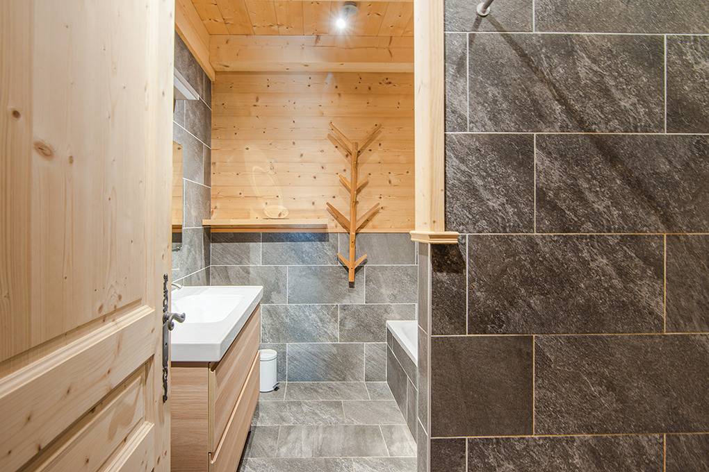 300 m² Ferienhaus ∙ 10 Schlafzimmer ∙ 28 Gäste – Bild 16