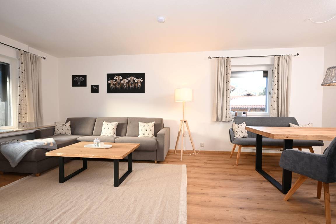 70 M² Ferienwohnung ∙ 1 Schlafzimmer ∙ 2 Gäste - Obermaiselstein