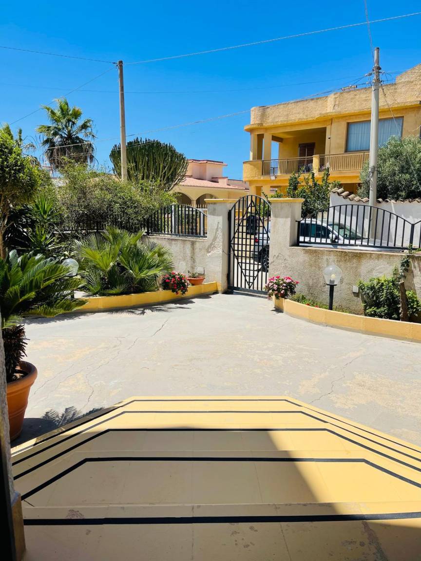 220 M² Ferienwohnung ∙ 3 Schlafzimmer ∙ 8 Gäste - Mazara del Vallo