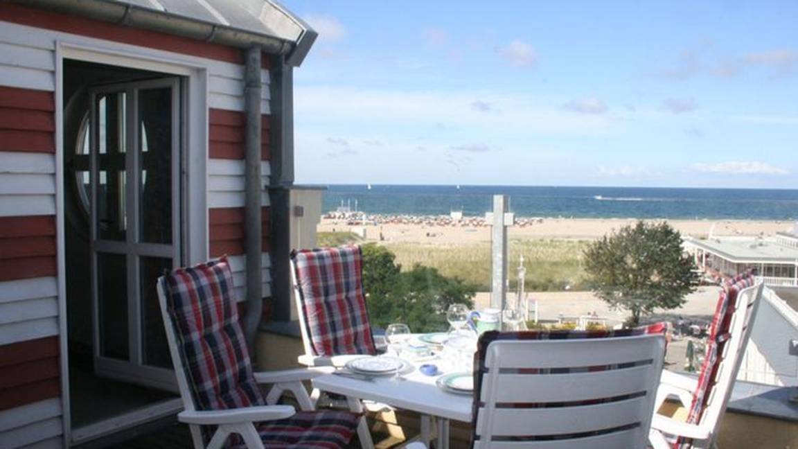 90 M² Apartment ∙ 2 Bedrooms ∙ 4 Guests - Rostock