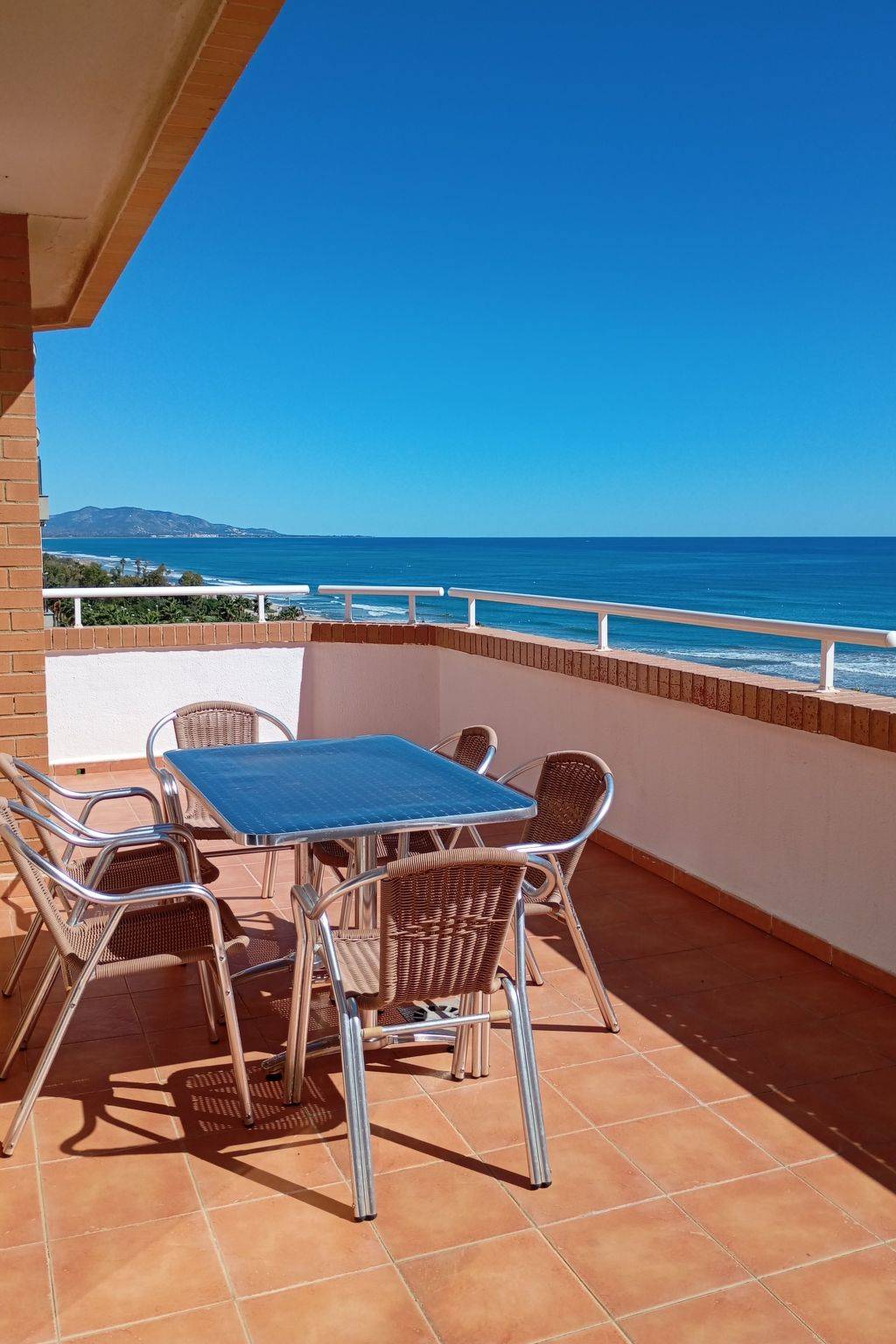 75 M² Apartamento ∙ 3 Quartos ∙ 6 Hóspedes - Benicasim