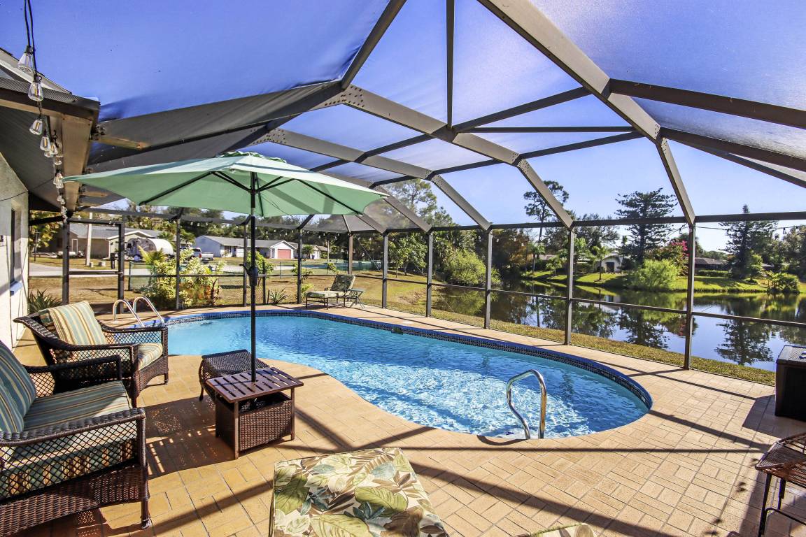 141 M² House ∙ 3 Bedrooms ∙ 6 Guests - North Fort Myers, FL