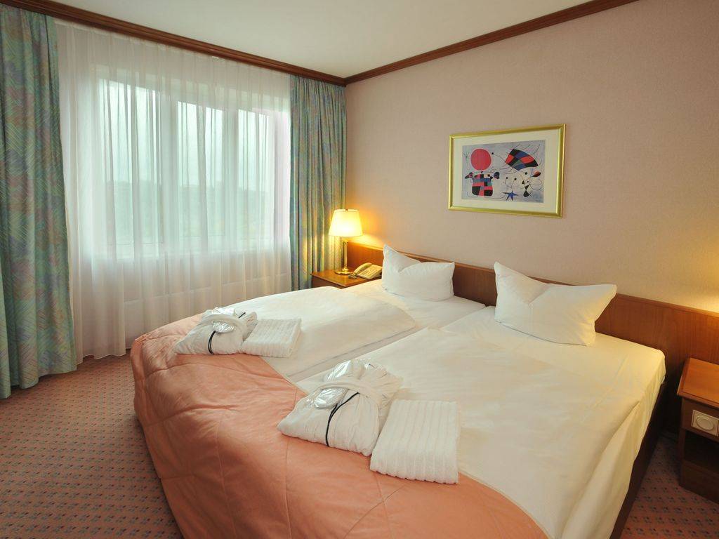 23 M² Hotel ∙ 1 Habitación ∙ 2 Huéspedes - Cottbus