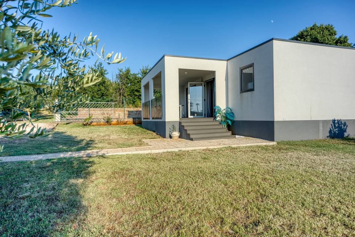 40 M² House ∙ 2 Bedrooms ∙ 4 Guests - Pula