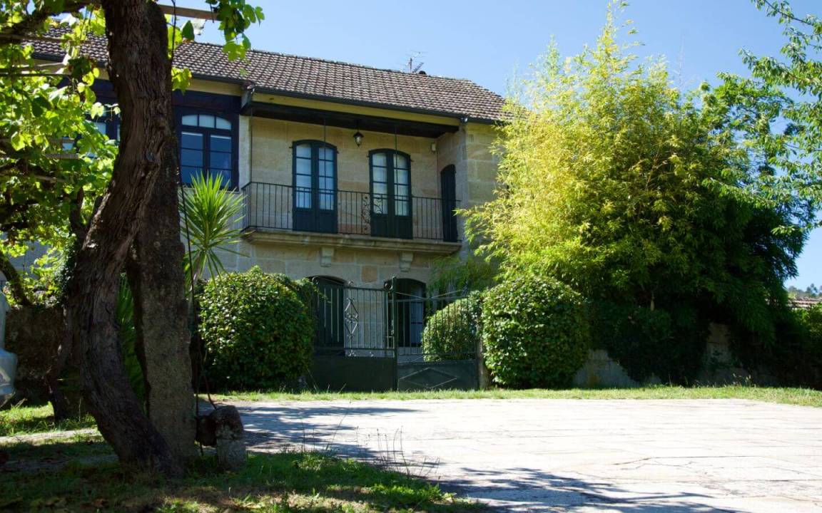 Villa ∙ 7 Habitaciones ∙ 20 Huéspedes - Mondariz