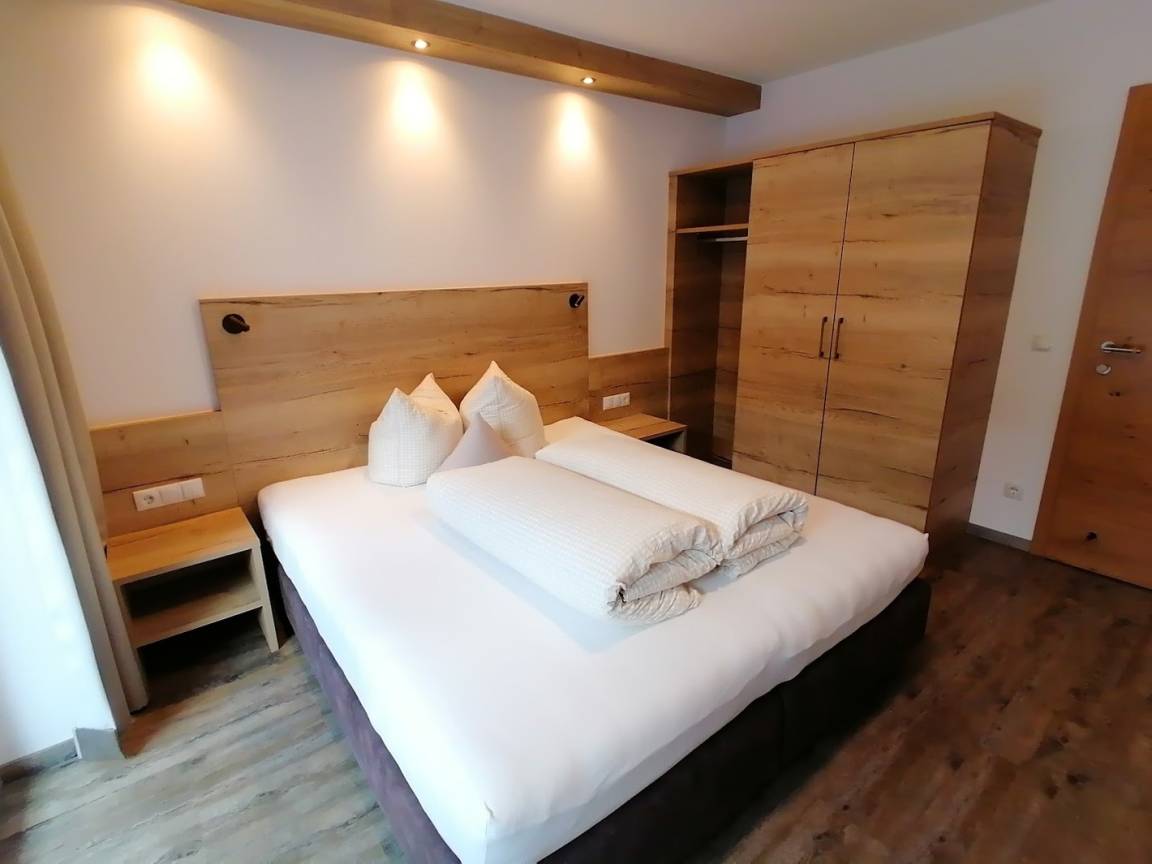 67 m² Ferienwohnung ∙ 2 Schlafzimmer ∙ 5 Gäste – Bild 5