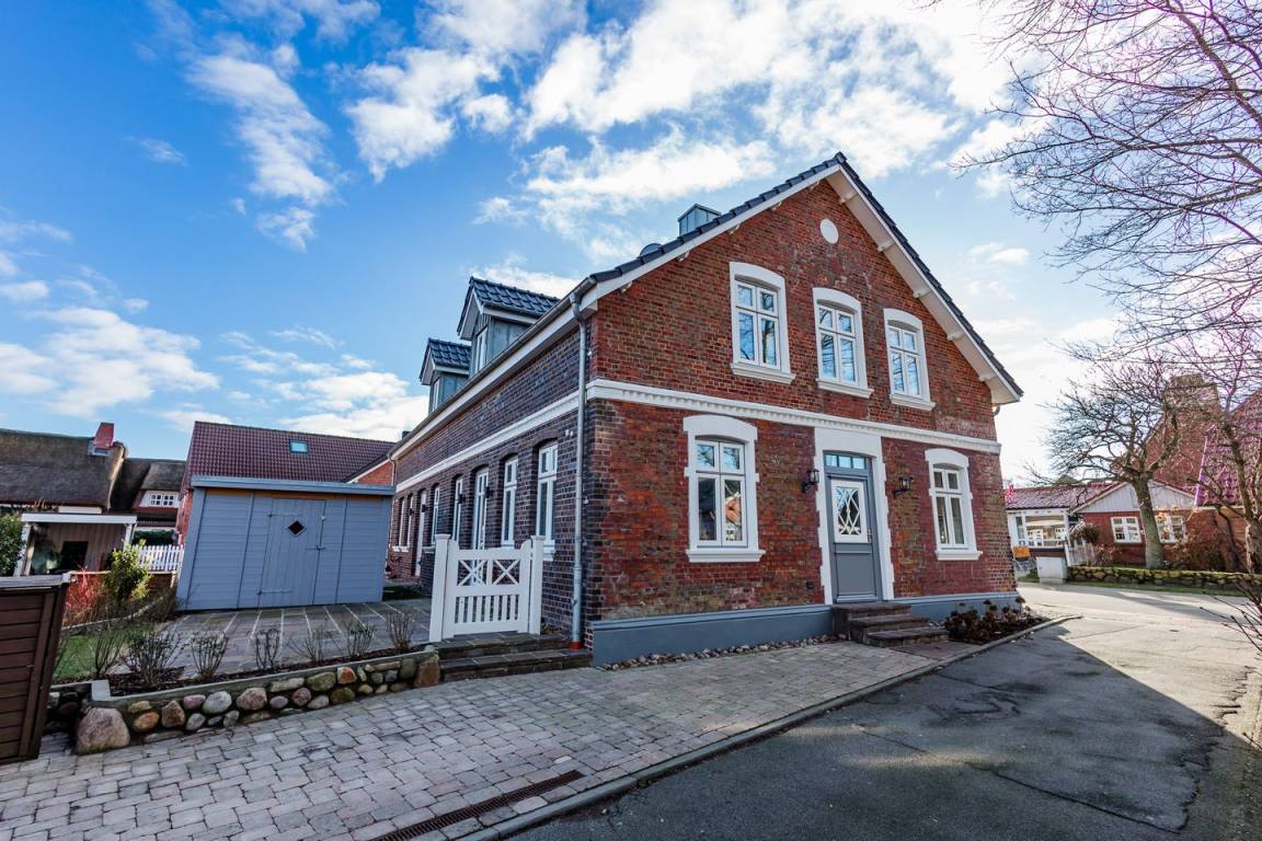 111 M² Ferienhaus ∙ 3 Schlafzimmer ∙ 6 Gäste - Amrum