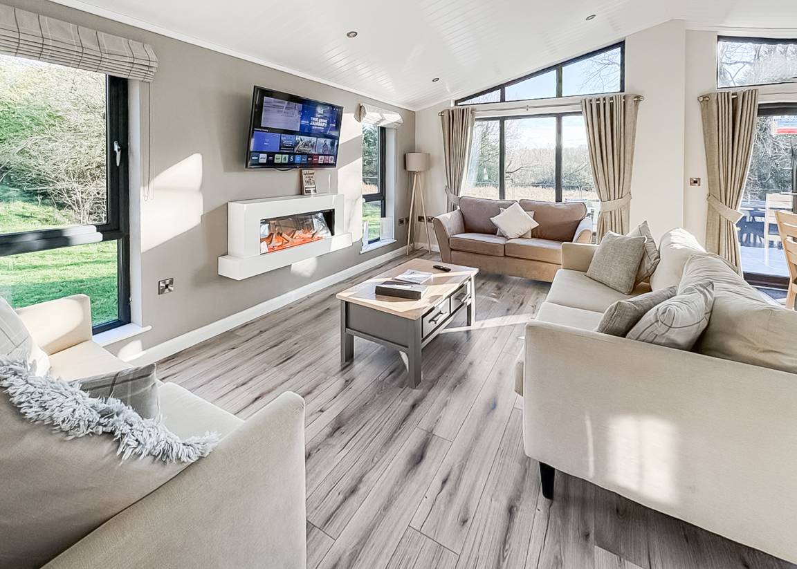 Chalet ∙ 3 Bedrooms ∙ 6 Guests - Berkshire