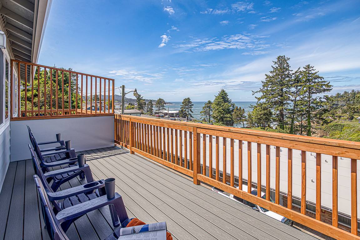 223 M² House ∙ 3 Bedrooms ∙ 8 Guests - Depoe Bay, OR