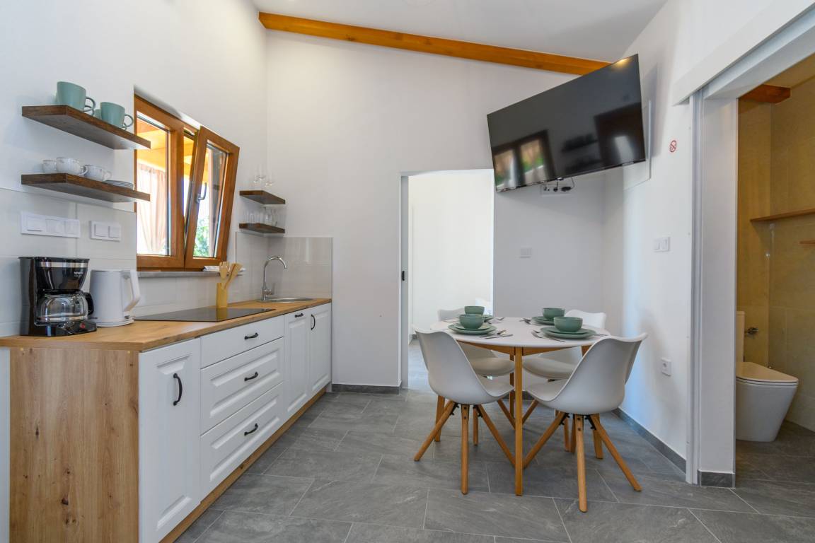 45 M² House ∙ 2 Bedrooms ∙ 4 Guests - Baška