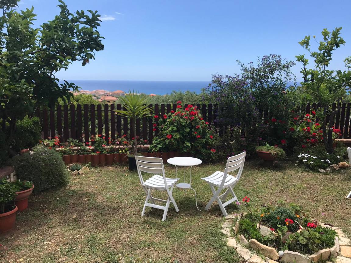 Casa vacanze e appartamenti a Marina di Camerota sul mare economici da 29 €!