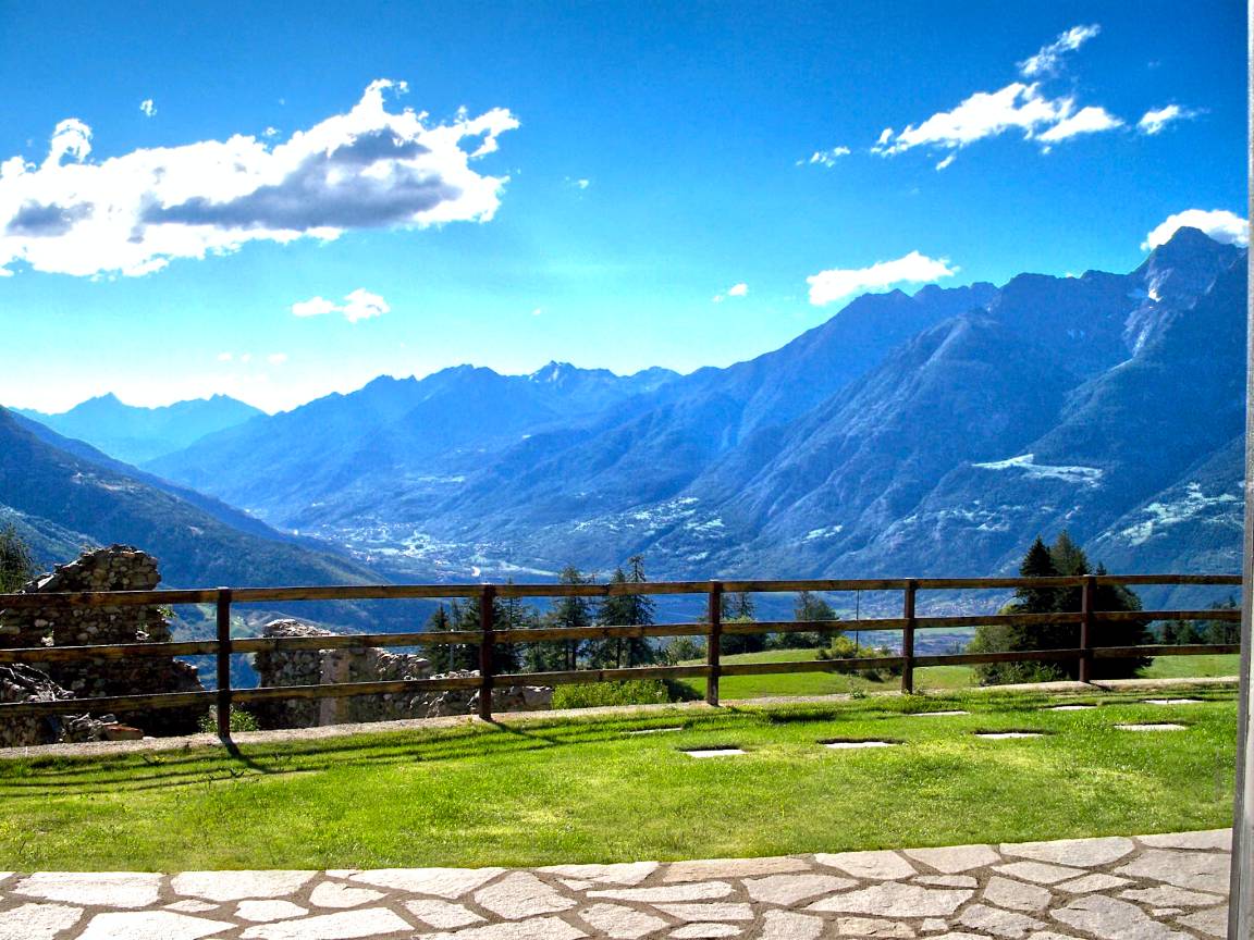 118 M² Appartamento Vacanza ∙ 2 Camere Da Letto ∙ 8 Ospiti - Aosta
