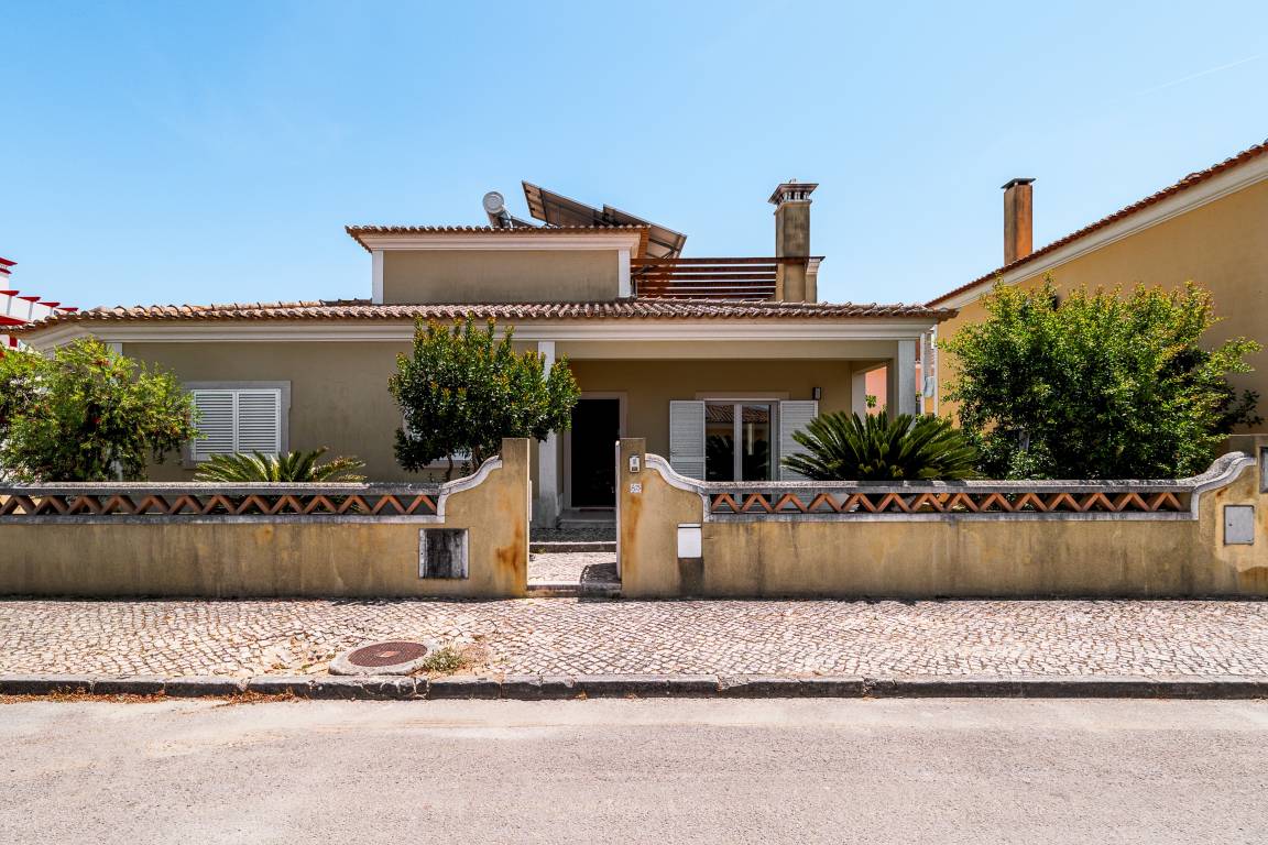 175 M² Villa ∙ 3 Habitaciones ∙ 6 Huéspedes - Palmela