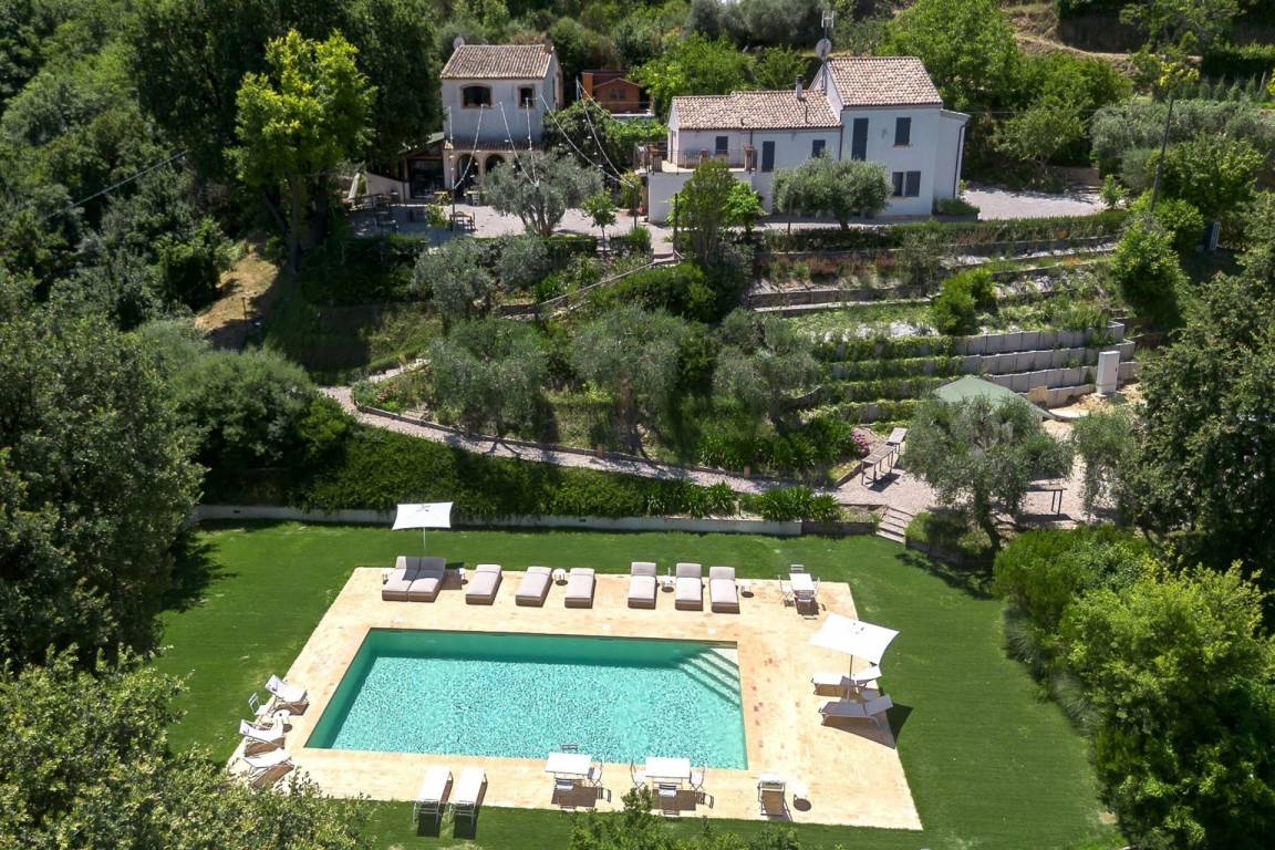 260 M² Villa Vacanza ∙ 7 Camere Da Letto ∙ 16 Ospiti - Cupra Marittima