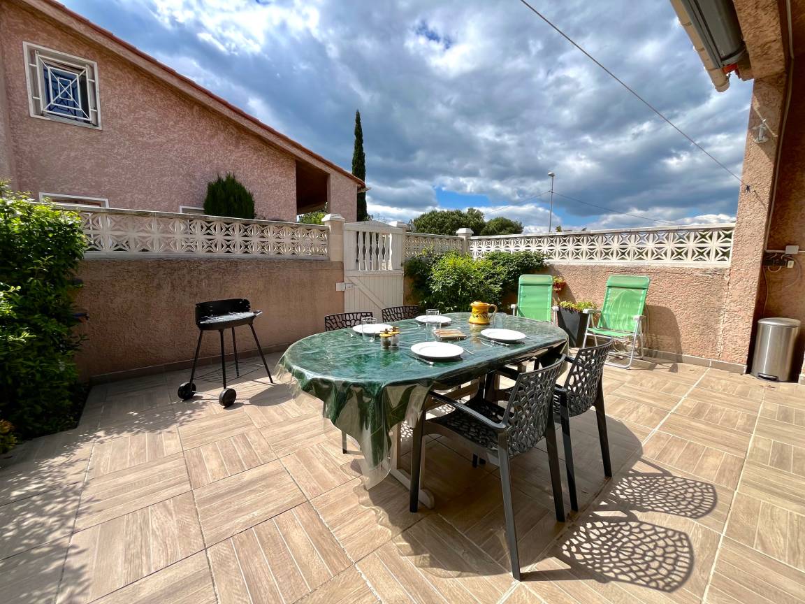 58 M² Maison De Vacances ∙ 2 Chambres ∙ 5 Personnes - Perpignan