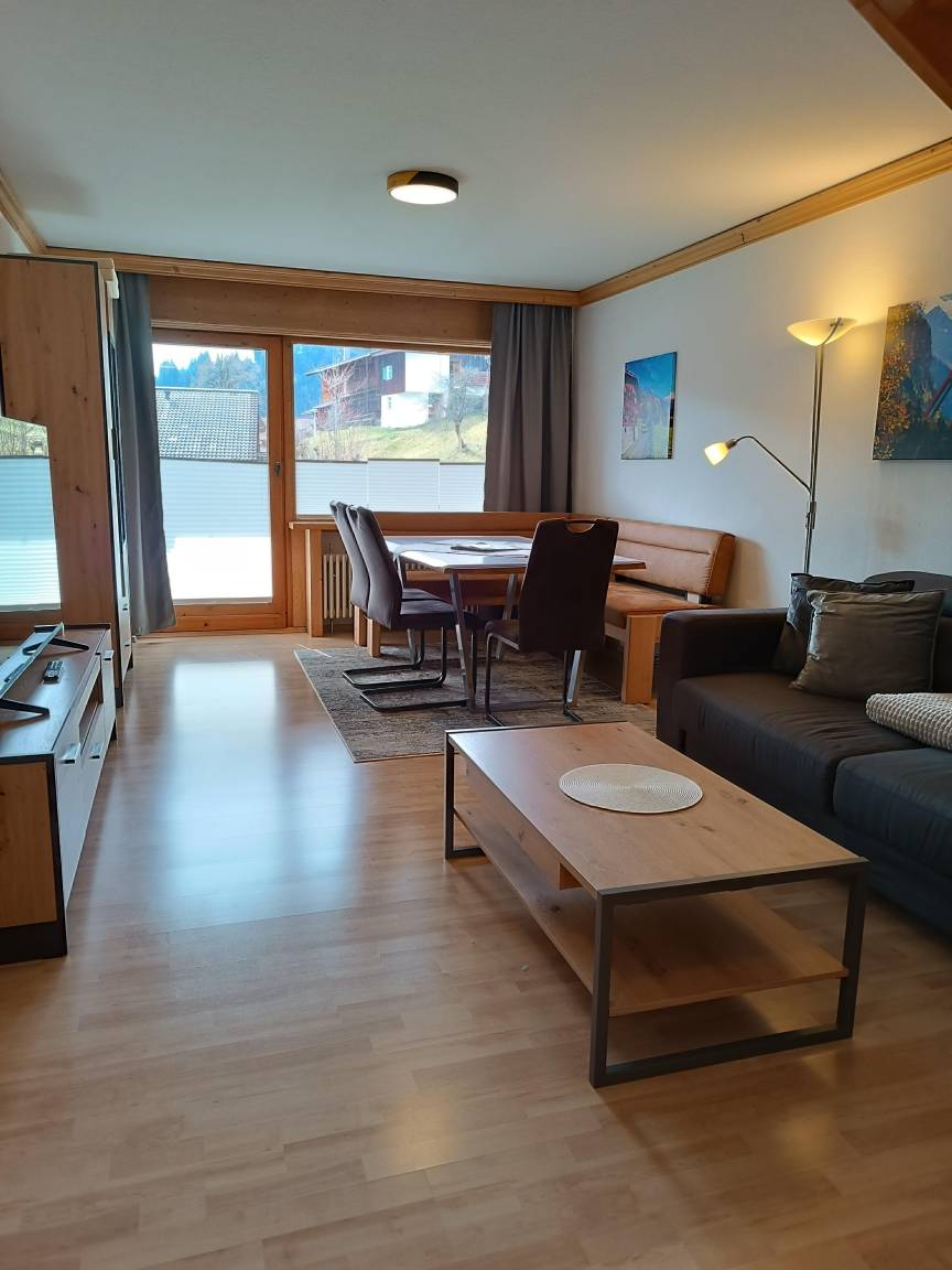 67 M² Ferienwohnung ∙ 2 Schlafzimmer ∙ 6 Gäste - Obermaiselstein