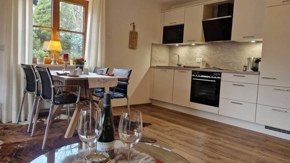 55 M² Ferienwohnung ∙ 1 Schlafzimmer ∙ 3 Gäste - Obermaiselstein