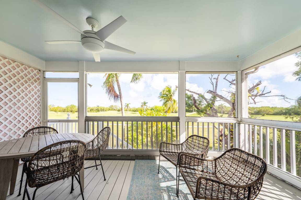 72 M² House ∙ 2 Bedrooms ∙ 4 Guests - Stock Island, FL