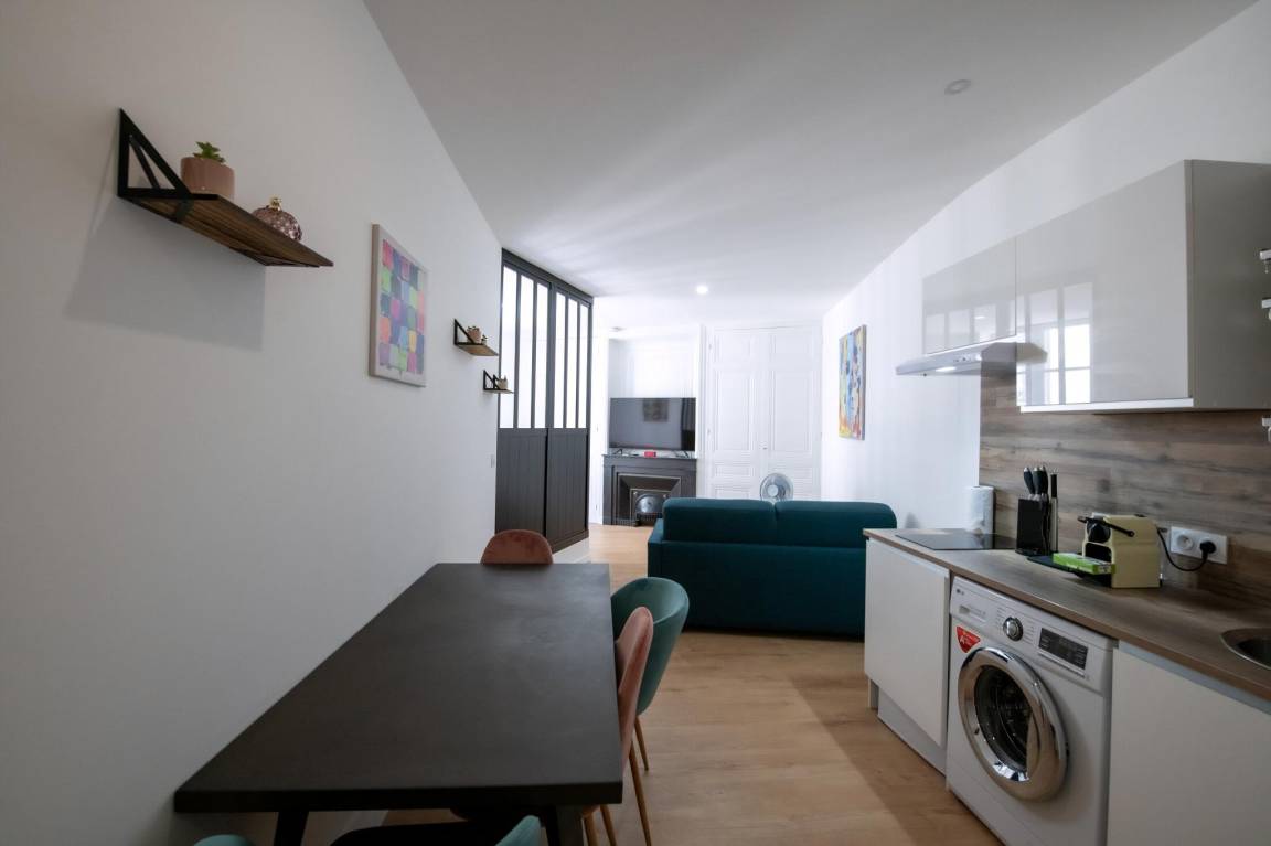 31 M² Apartment ∙ 1 Bedroom ∙ 4 Guests - Lion