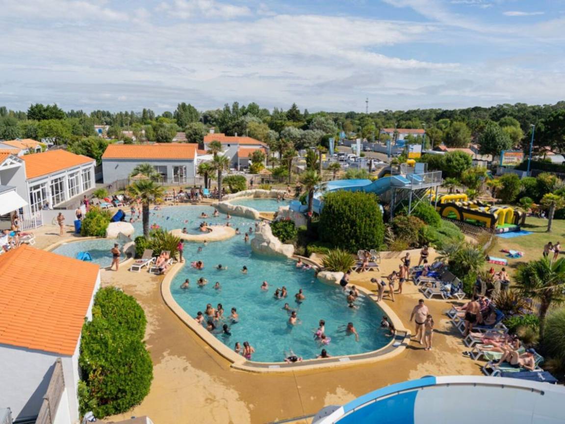 35 M² Caravan ∙ 3 Bedrooms ∙ 6 Guests - Saint-Jean-de-Monts