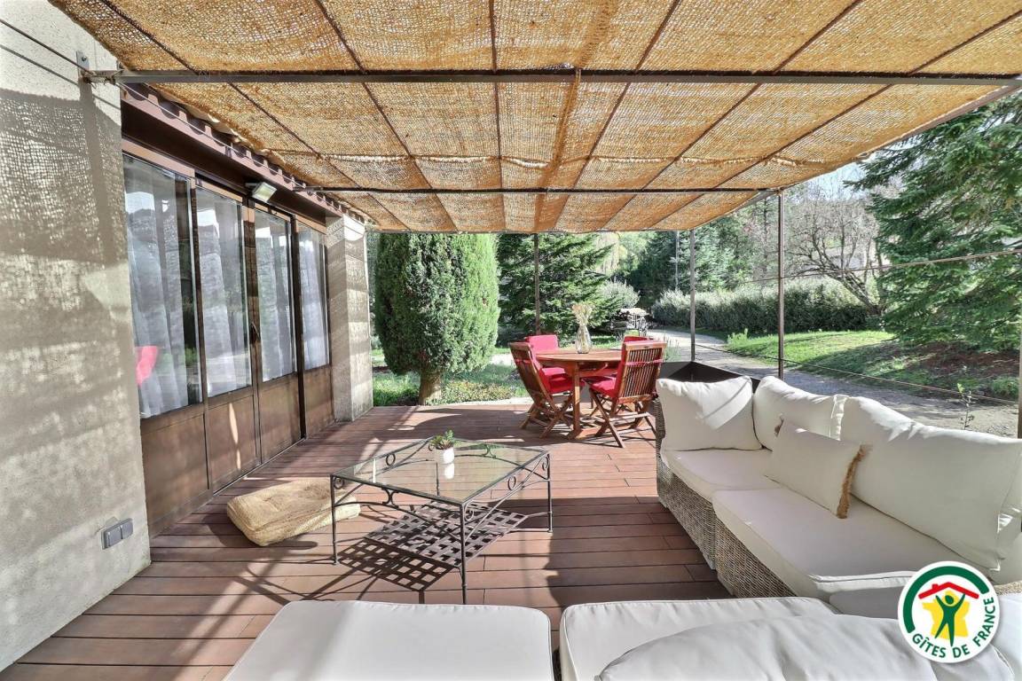 52 m&sup2; G&icirc;te 1 Schlafzimmer 2 G&auml;ste