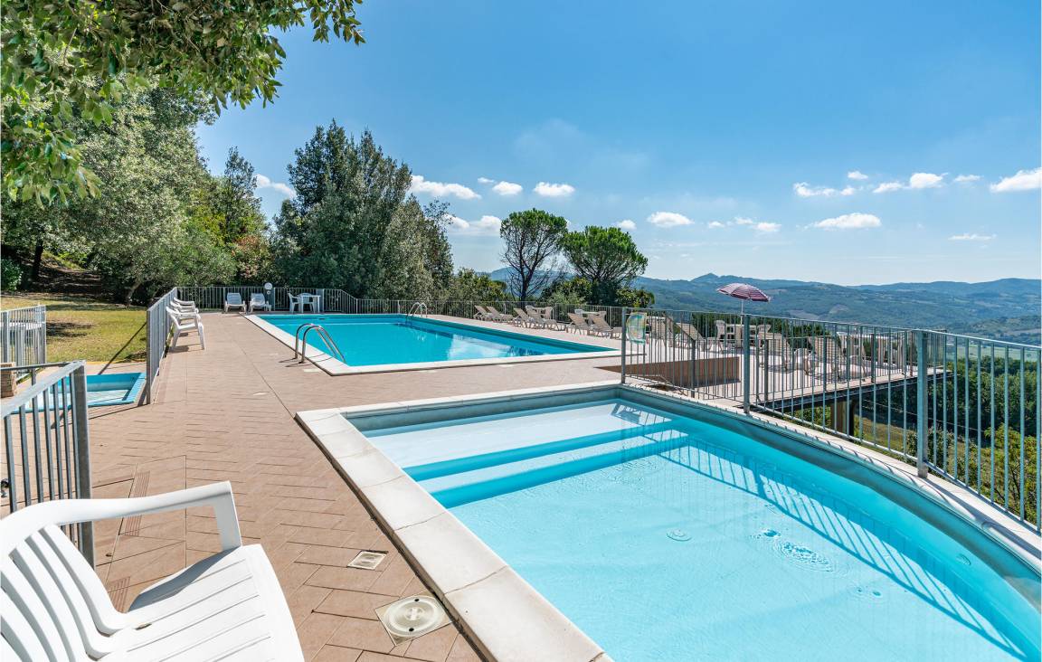 90 M² Appartamento Vacanza ∙ 2 Camere Da Letto ∙ 4 Ospiti - Città di Castello