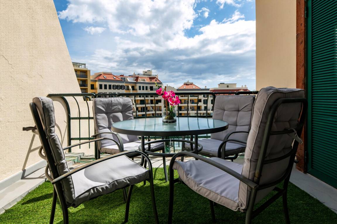 112 M² Appartement ∙ 3 Slaapkamers ∙ 6 Gasten - Funchal