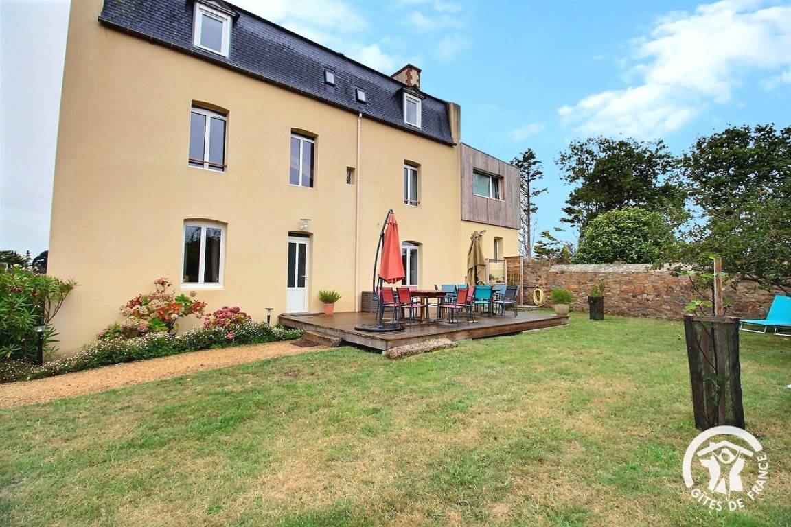 119 m&sup2; G&icirc;te 4 Schlafzimmer 8 G&auml;ste